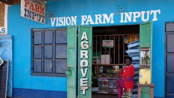 kleines, lokales Geschäft in der kenianischen Kleinstadt Rumruti