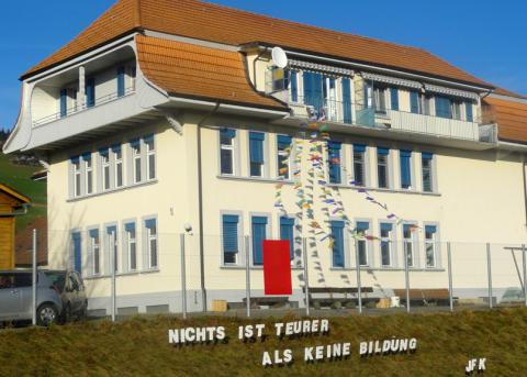 Schule im Kanton Bern