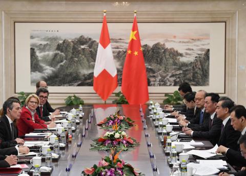 Bundesrat Ignazio Cassis Anfang April zu Besuch bei Chinas Aussenminister Wang Yi