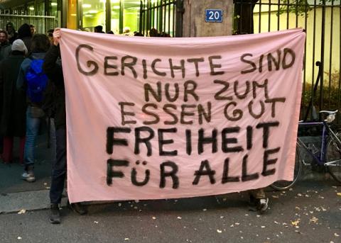 Demonstration vor dem Basler Strafgericht am 24. Oktober 2018