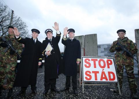 Gruppe Border Communities against Brexit in der Nähe von Newry, Nordirland, Januar 2019