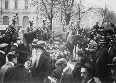 Militäreinsatz beim Generalstreik Mitte November 1918 in Zürich