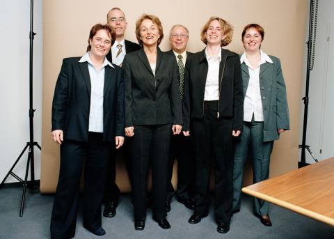 Gruppenfoto der Familie Blocher im Jahr 2002