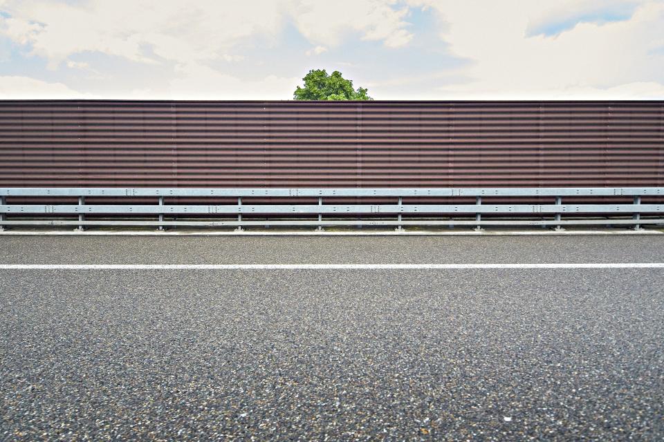 Lärmschutzwand an einer Autobahn: zwischen St. Margrethen und Rorschach