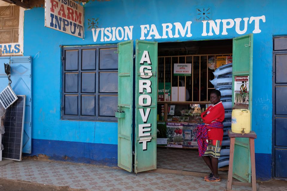 kleines, lokales Geschäft in der kenianischen Kleinstadt Rumruti