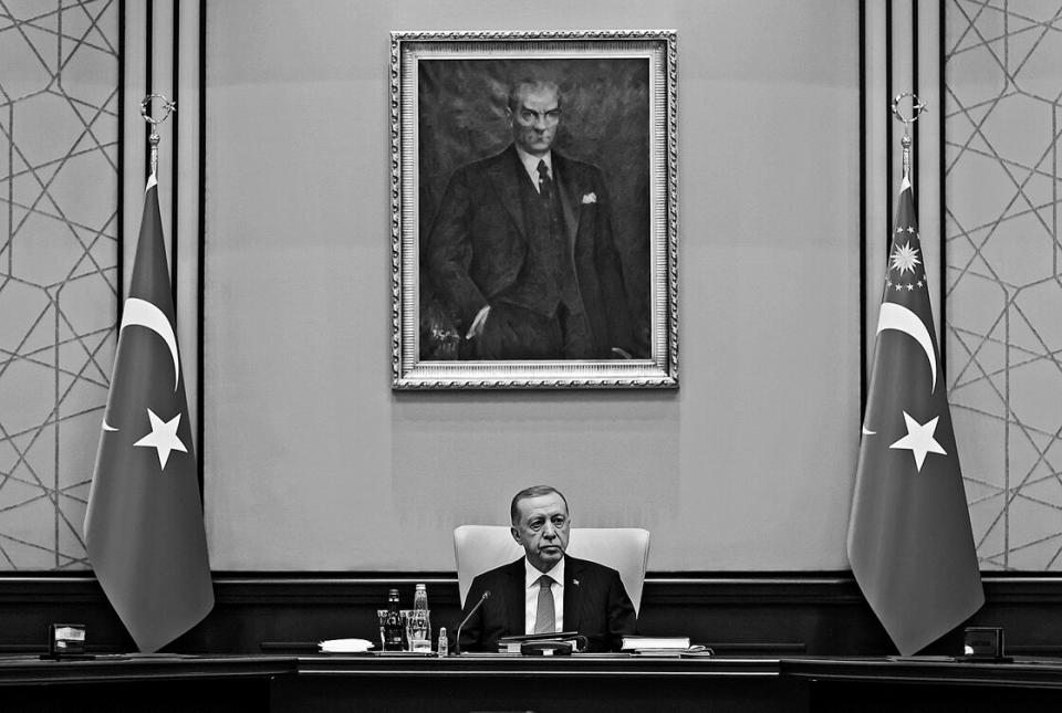 Recep Tayyip Erdoğan an einer Sitzung des Nationalen Sicherheitsrats, 25. Januar 2023