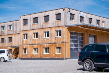 Gebäude in Uznach, in dem muttmasslich eine Schule der rechts-esoterischen Anastasia-Bewegung untergebracht ist